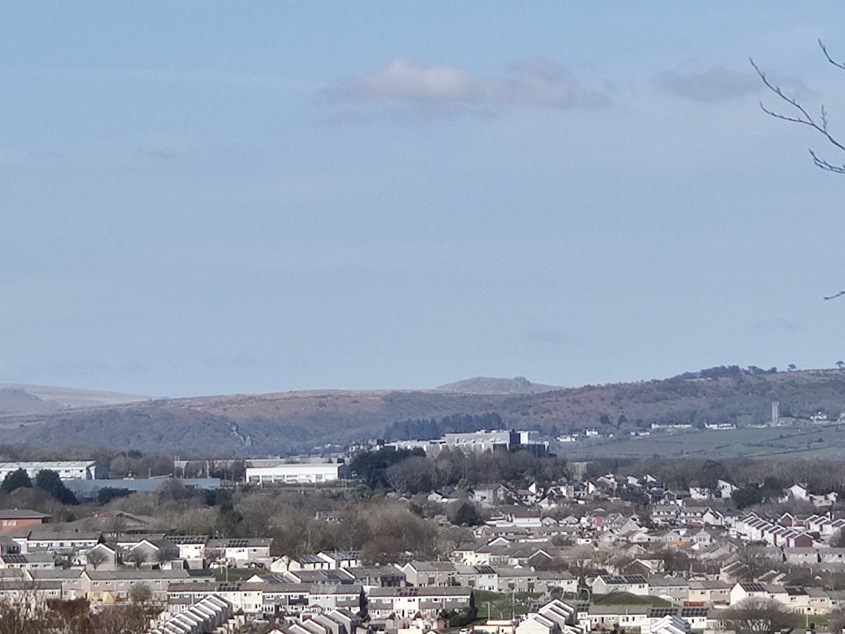 Here's Sheeps Tor. I have *never* seen it from this vantage point before. I couldn't believe it when I saw it! We go there often, so next time I'm taking the binos to see it I can make out this spot 