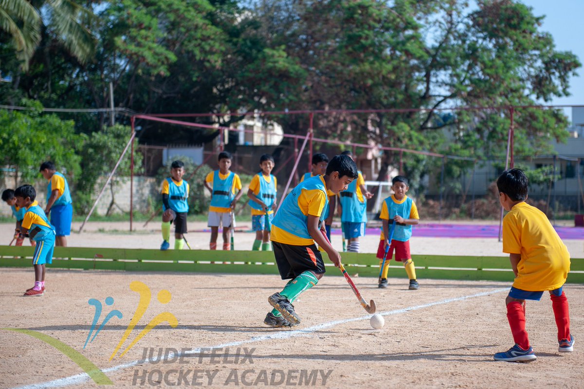 JFHA_Blore's tweet photo. #SportForDevelopment
International Day of Sport for Development and Peace
For the #love of #Hockey
#JFHA #HockeyForAll #ThrowBackPic #GivingIsFunda #JFHASummerCamp #JFHAHockeySummerCamp
#WhatIsLifewithoutHockey #HockeyMaga #HockeyFanatic #HockeyAddict #FieldHockey https://t.co/btVZ01PMum