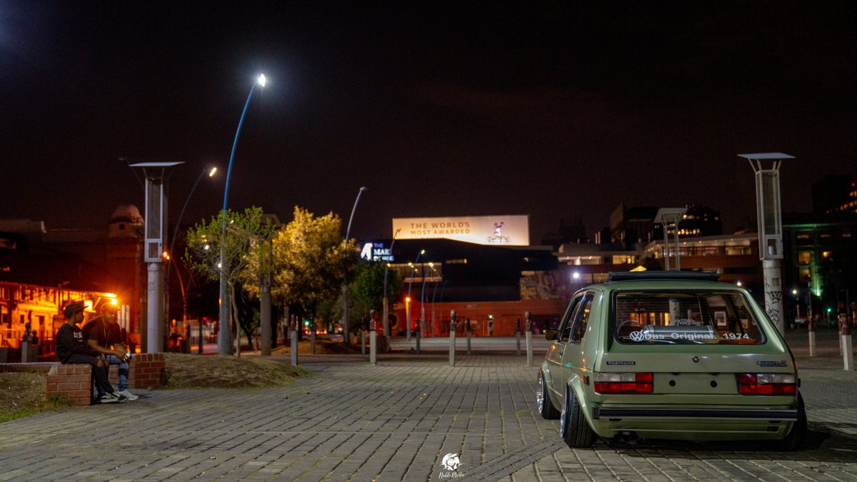 noblemediapty's tweet photo. #MondayMotivation
#lowlight #layingframe #vw
Mathew's old school super fresh and sitting Phat #bagged #mk1 2dr https://t.co/Und0q1FSGX