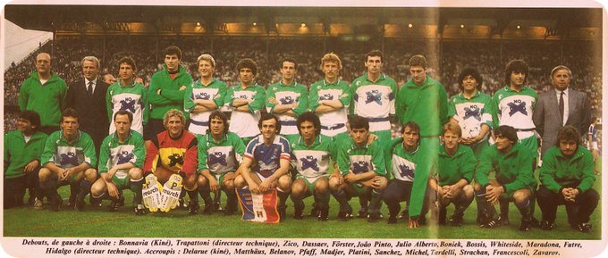 FOTOS HISTORICAS O CHULAS DE FUTBOL - Página 15 EU6WfT5X0AE-FRs?format=jpg&name=small