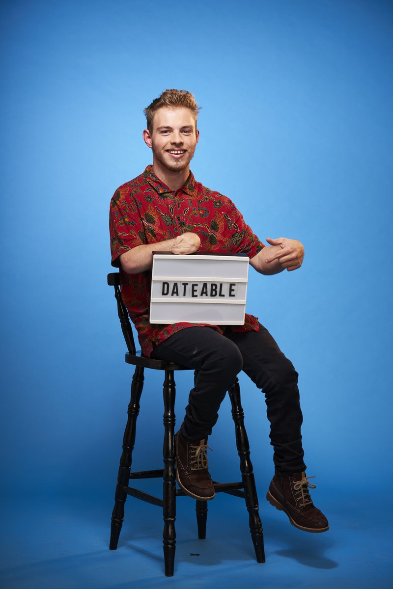 Fine art student Michael expresses his emotions through his work, but there is still one he’s yet to paint - love. Will he find his muse? 🎨 The Undateables tonight at 10pm on Channel 4. #TheUndateables 💘