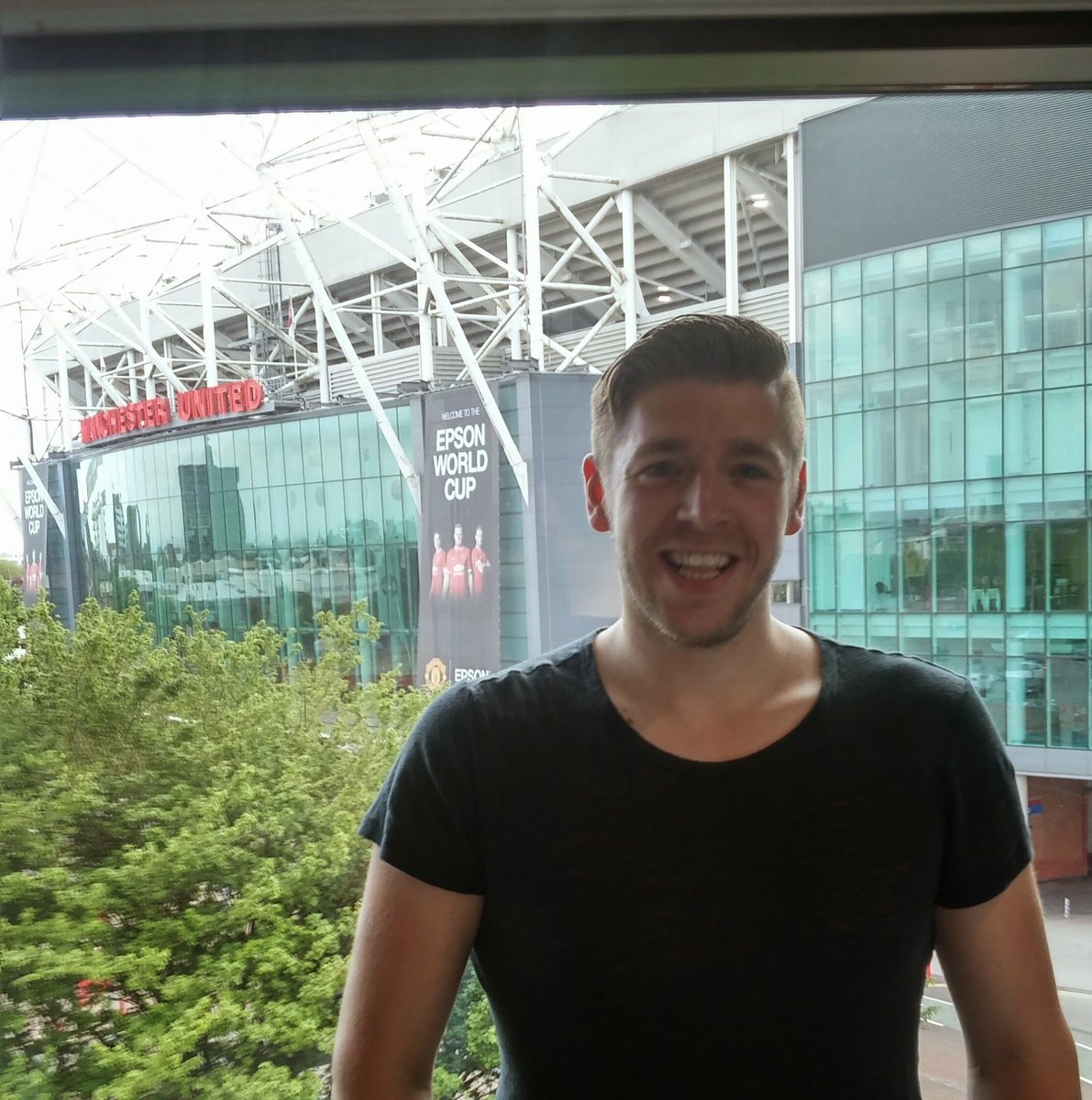 slater85red's tweet photo. @bradders9985 @DaveBibby @marvyndickinson @reece_dinsdale @WillNesbit78 @CarlRoby4 @chocoranges @MarcusBuckner12 @andyreid2506 @PScully13 @JackoHastings @danscully8 @StevePrescott1 @RLBarrieMc10 @hallyboy03 @Darylclark9 @ratch06 @KevRatcliffe4 @nickwilky3 @MickBraddy @emmo99 @stuartpykesport @KarlDuvall @cryoexpresshq @JasonManford @becsi3 @ian4janewrigley @markjrbrennan @1Mulligans @MbeWatson @iandandylyon @leeatherton7 @Red_shiva @RadioNewsDigger @davidebaines @AdeCunliffeSPF @MrMickCoyle @Aj_Mussell @akilmurray @Ste_Bennett1 @DazzaRigs89 @aggthemagdag @alan_gibbons @MikeParrActor @bullseye1878 @ALANMYERSMEDIA @richmitchell84 Manchester 2015 

@Yup_Yup9 @richmitchell84 @JakeWright01 https://t.co/wdIeOGeegx