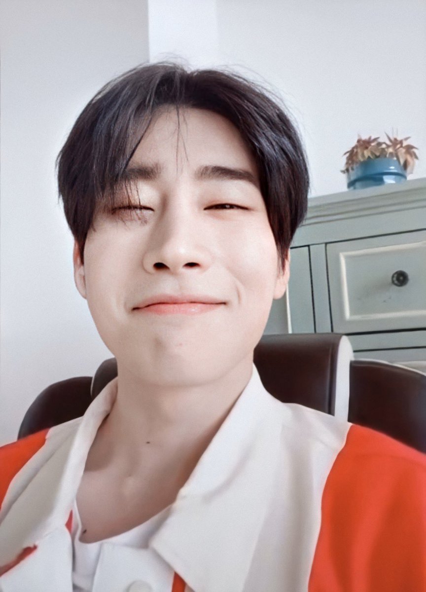 아이연 (｡◝‿◜｡) tweet media