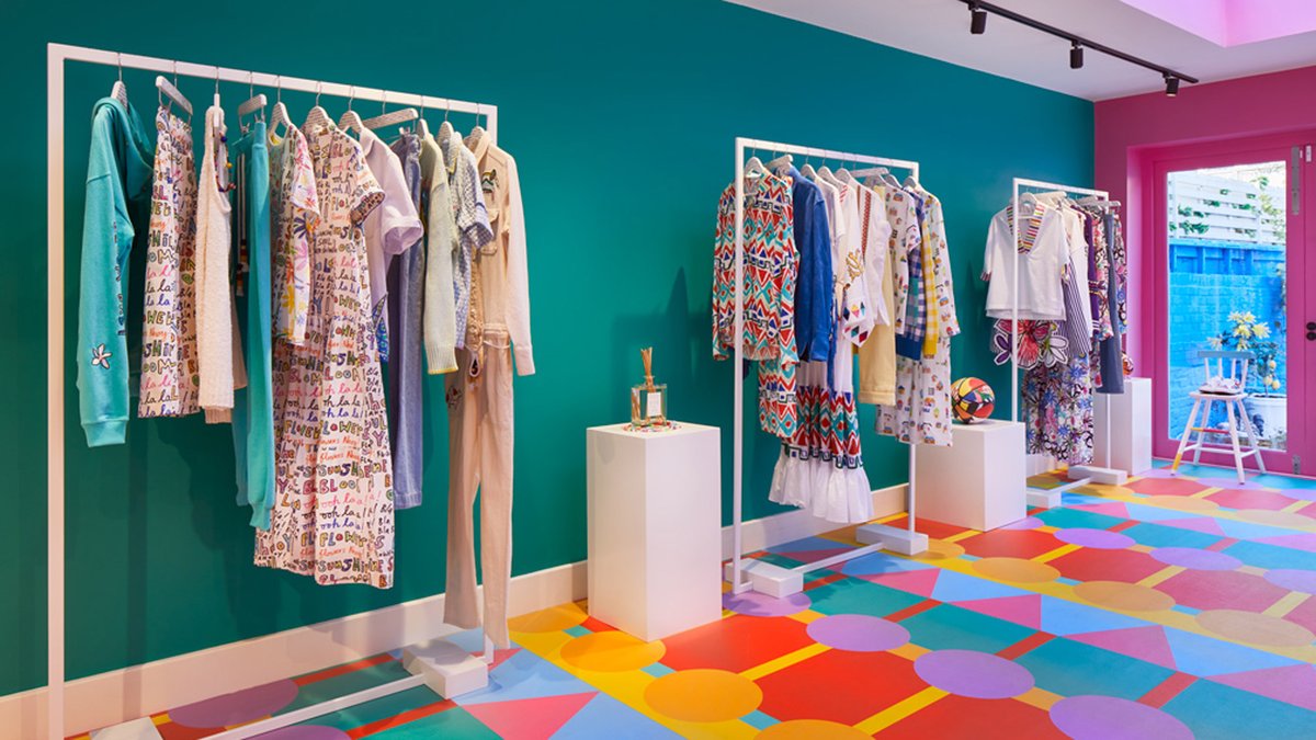 155floor's tweet photo. Showrooms
are
brand faces and mirrors of your attitude to customers.
#showroom #interiordesign #showroomdesign https://t.co/smAlZysslf