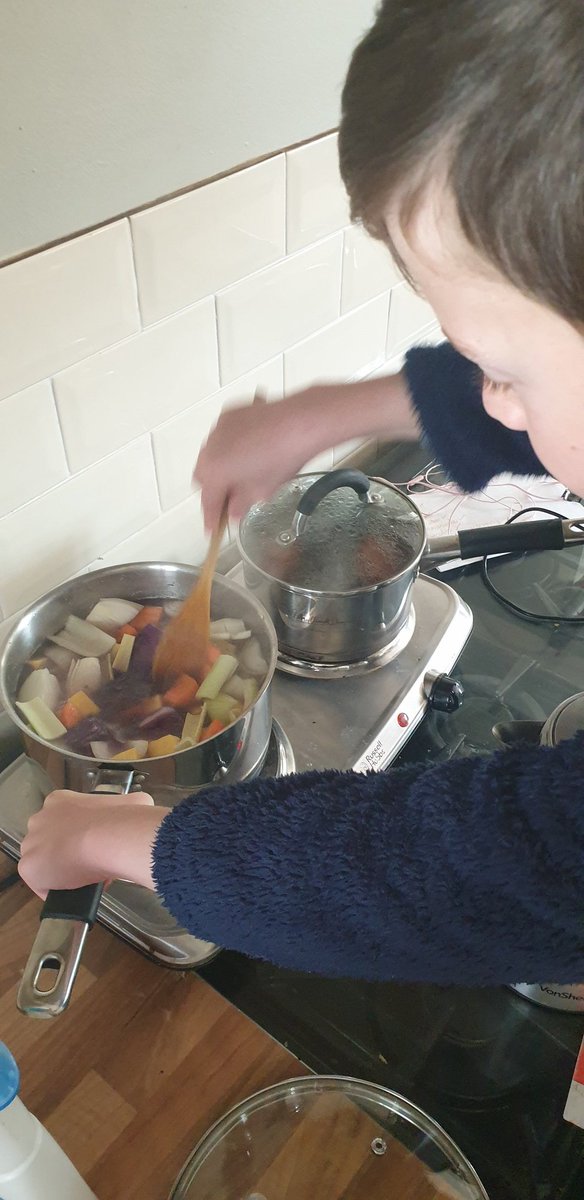 lauralizzylee's tweet photo. @HMillSchool soup making #HealthyEating and rainbows #StayHome #NHSworkers #StrongerTogether https://t.co/gpj5m6x8PK
