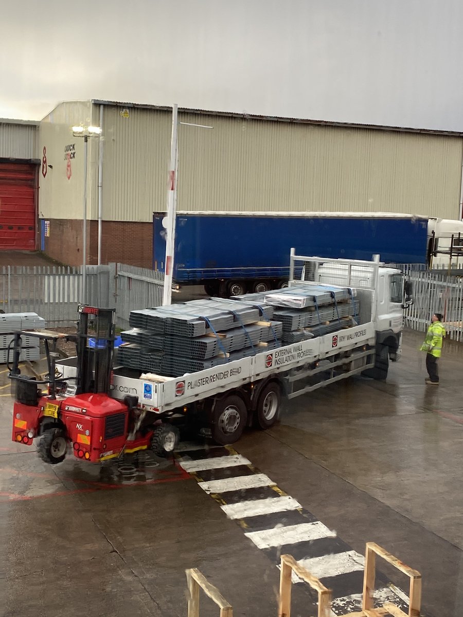 Keeping deliveries going to site where urgently required! Contact our office on 01562 515200 should you require our assistance. #protektor #drywall #drylining #plastering #finishing
