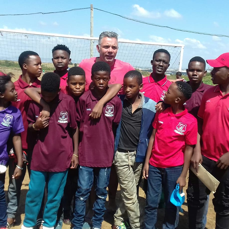 development_fc's tweet photo. On this day Liverpool hosted 2nd Annual Tournament

Liverpool hosted 2nd Annual tournament on the 6th April 2019. It was a successful tournament won by Liverpool after penalties shootout .
#TheMarkFishFoundation #Liverpool2ndAnnualTournament #Teamyodumo https://t.co/v1eHmhPMwA