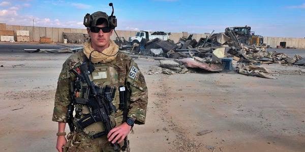 Aktivitas Militer Kian Masif, AS Lakukan Latihan Militer di Ayn Al-Asad bit.ly/2x61uTZ #DirgahayuRI72th