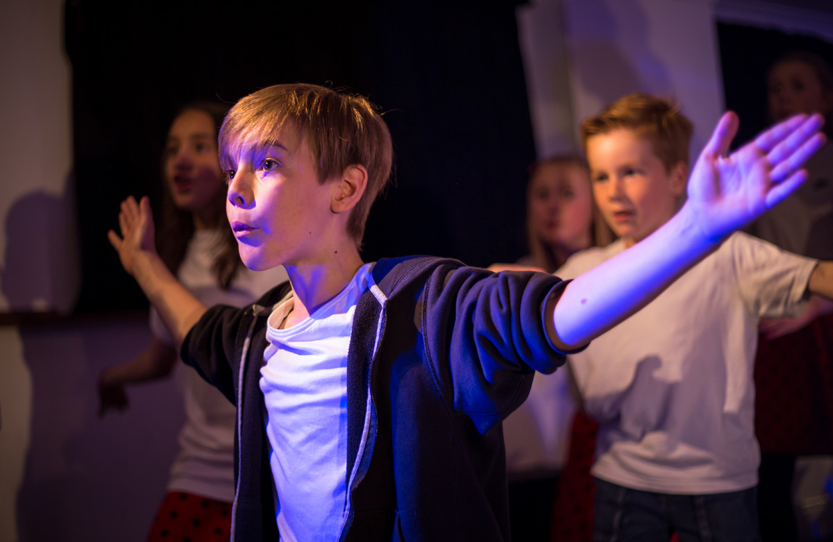 CarneySheffield's tweet photo. Lots of our students have gone on to train at the top drama schools from @LAMDAdrama to @RWCMD you can be part of that to by coming to Carney Academy.  Check us out here https://t.co/7hk6K7MAlq https://t.co/418WEoPA52