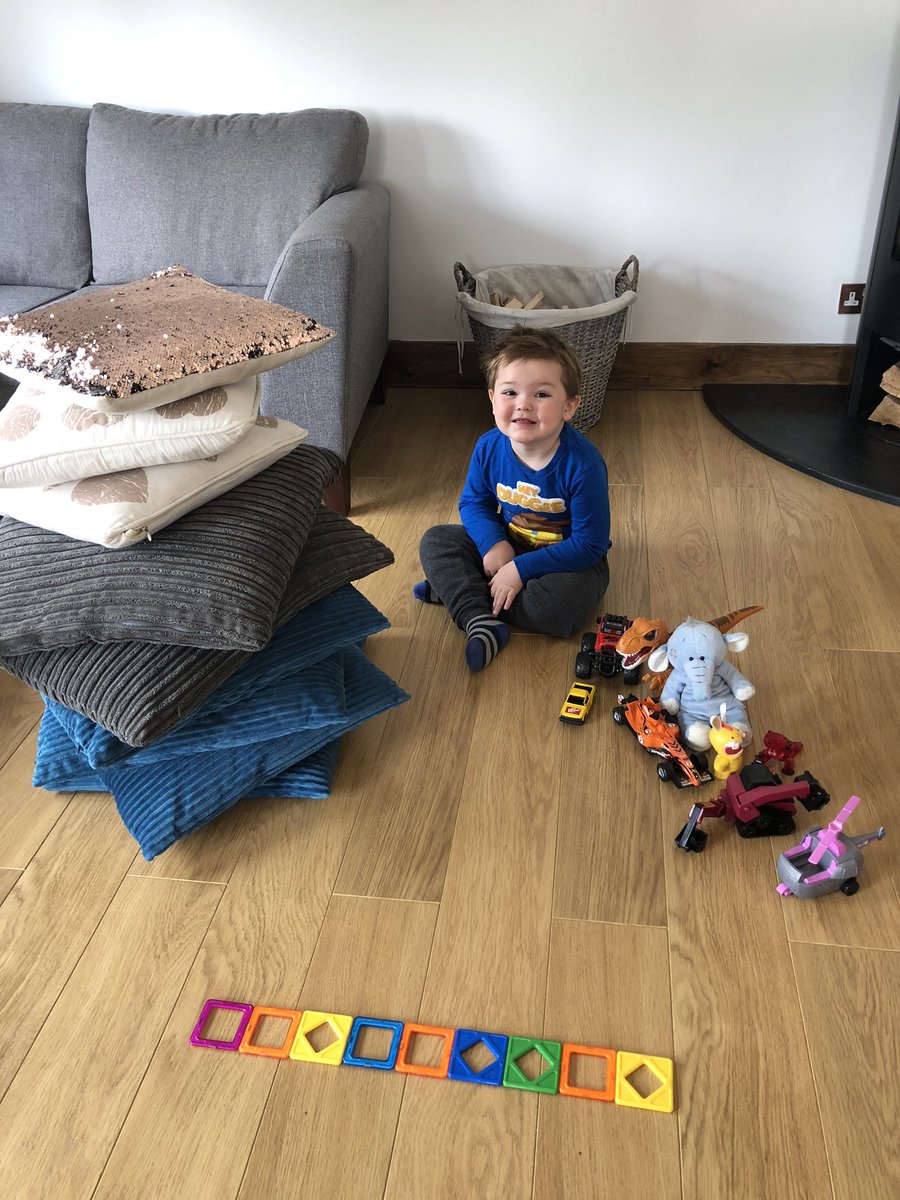 ClaireEnticott's tweet photo. @TonLowerSchool Oliver enjoyed it too 😁 https://t.co/yxsCq46zJY