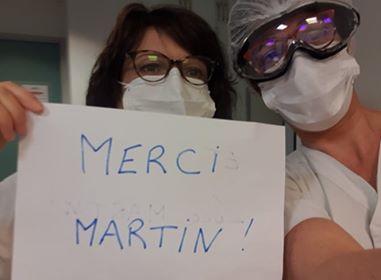 CHMOULINSYZEURE's tweet photo. #Soutien #COVID19
Loco Martin à Yzeure a offert des gaufrettes pour les équipes de #UHCD et des #urgences !
#Merci 😊 https://t.co/GNnZwVF8Tq