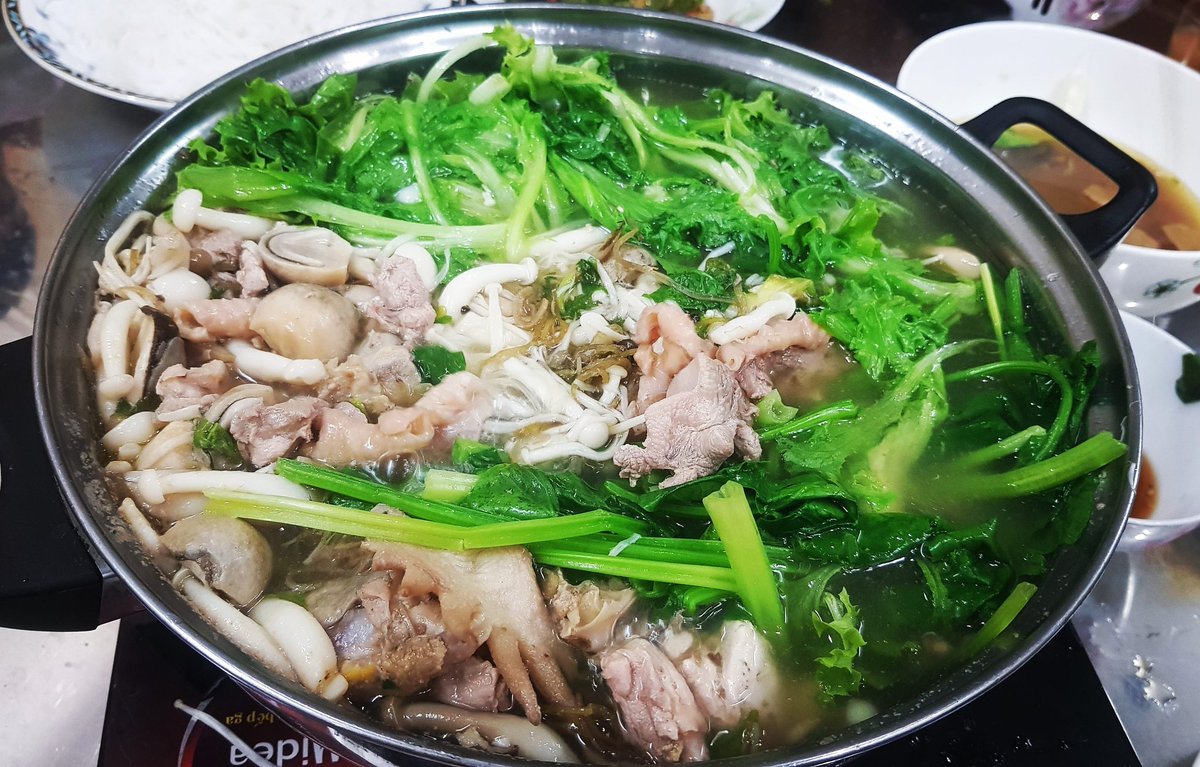 ntvblog's tweet photo. Lẩu vịt #homecooking #lẩuvịt #lauvit #lẩu #hotpot #duckhotpot #cheapfoods #cheapfood #superfoods #deliciousfoods #omgfood #bestfood #wowfood #famousfood #amazingfood #eatwell #eatfamous #tasty #delicious #igfood #travelfood #travelfoodie #foodpic https://t.co/ZOteaTvLny