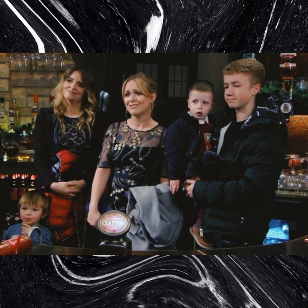 ericson63's tweet photo. 🦋🌈💜🦋🌈💜🦋🌈💜🦋🌈💜#vanity #emmaatkins #charitydingle #michellehardwick #vanessawoodfield #vanityfamily  #emmerdale #StayHomeSaveLives ❤️❤️ https://t.co/nWRqkSBkcg