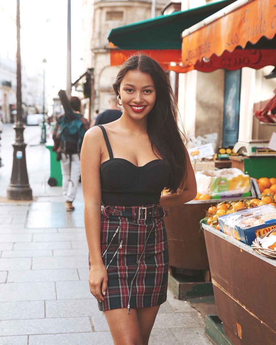 FionaBFans's tweet photo. A Paris love story 🥐🇫🇷🍷 wearing @bebe_stores  #bebebabe

Big Tits Cams 🙌 https://t.co/hjRc1k4XUb  💝 https://t.co/VWKmINpDji