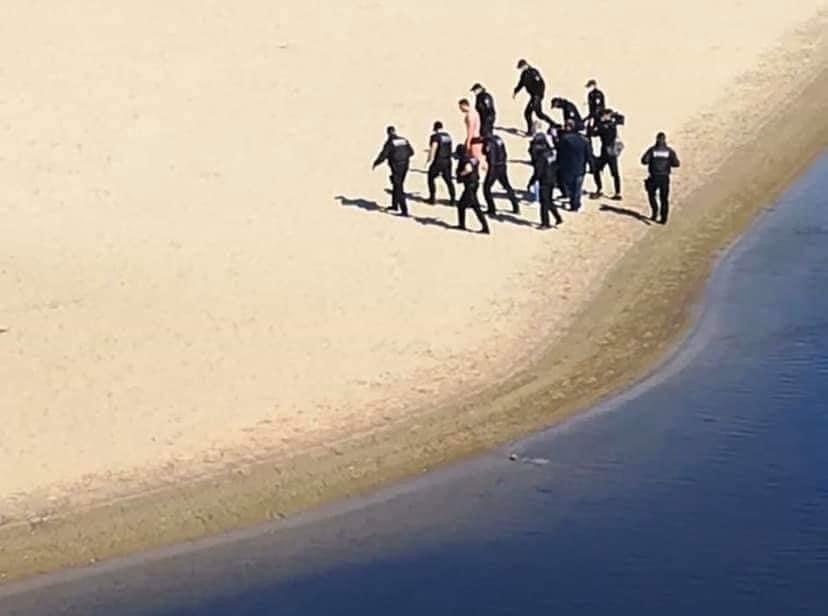 EU6j-a5XkAELuMv?format=jpg&name=900x900