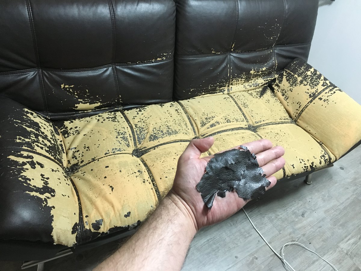 AguinetFranck's tweet photo. Suite a mes réclamations concernant leur canapé Denver. #MaisonsduMonde m'a bloqué sur Facebook, Twitter, Après 6 mois d'attente 20 € m'ont été offert. Car pour eux il est normal qu'un canapé se dégrade au bout de 5 ans ! En vrai 3 ans ! #MDM_FR #MDM_ES #MDM_EN #mymdm #MDM_IT https://t.co/zh8fI5X7yh