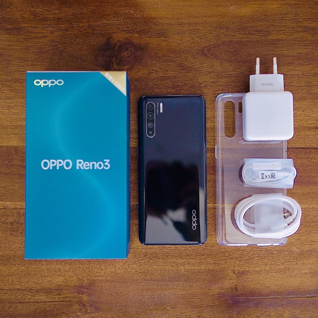 GalectroLtd's tweet image. This is Oppo #OppoReno3 

That's the tweet! 

#RetailRedefined