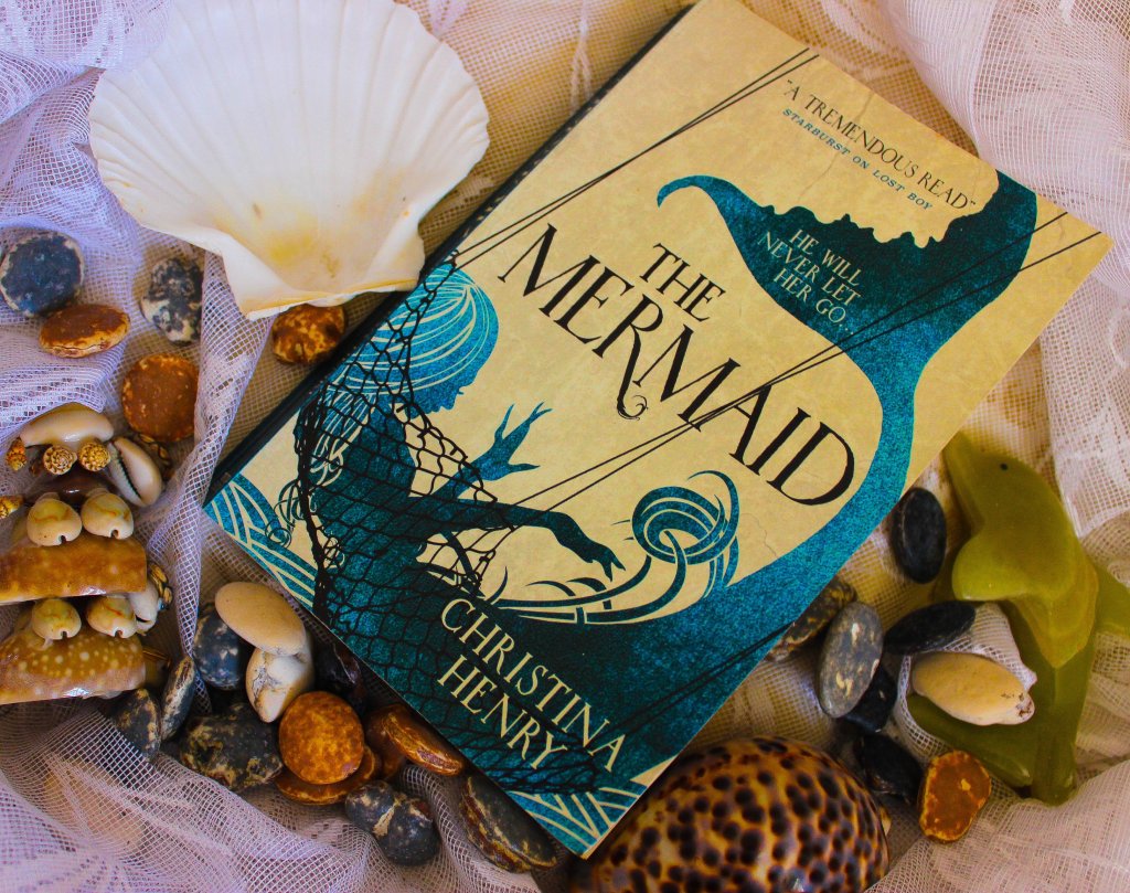 babblesnbooks's tweet photo. NEW BLOG POST: The Mermaid by Christina Henry ~ Review.
I absolutely adored this book and devoured it in one sitting!
#bookblogger #bookaholic #bookreview #bookrecommedation @bibliophileRT #teaandpost @bookbloggershub https://t.co/G5WeJd85VI https://t.co/aw9JUzBV5U