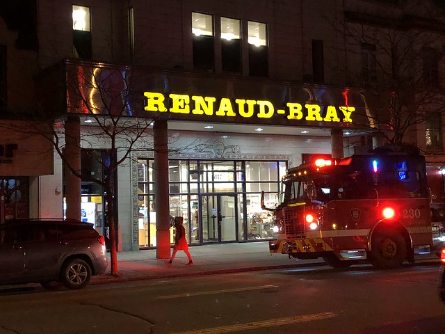 ActuaLitte's tweet photo. Coronavirus : la crise en librairie gagne le Québec

https://t.co/bTd0XkHSU2

@RenaudBray

#librairie #enseigne #quebec #revenus #coronavirus #edition https://t.co/QtXqS7uD28