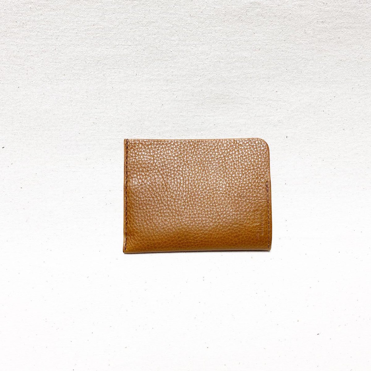 moja_kwa_moja's tweet photo. 【 nane -8- 】
half
¥23,000+tax
size:110×85×10(mm)
color:camel, green, black

#moja_kawa #leathergoods #wallet #halfwallet #fashion #lifestyle #minimal #simple #LIFE https://t.co/V6veasLgsz