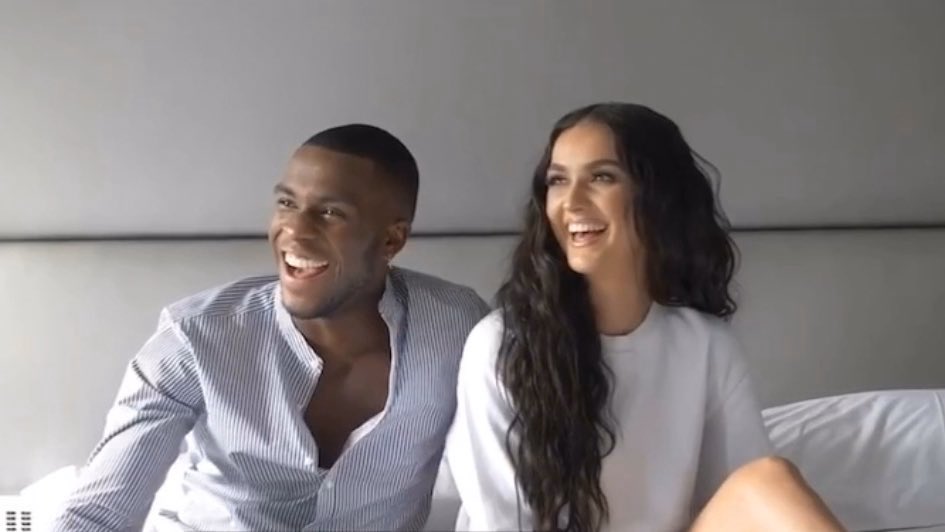 ClayTripleen's tweet photo. Just peep that glow❤❤❤
#Siannise #LukeT #LoveIsland https://t.co/vNR0prkmZI