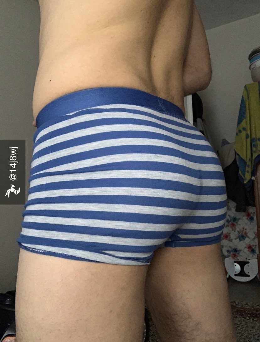 Pasifstanbul7's tweet photo. Merhaba 24 Yaş 1.75 Boy 70 Kilo PASİFİM İstanbul yalnız yasıyorum Görüşmek isteyen Aktifler Yazın Tanışalım. Büyük Alet Severim 😋🍆🍆 #Bakırköygay #beşiktaşgay #avcılargay #bagcılargay #ateşehirgay #istanbulgay #esenlergay #beylikdüzügay #şişligay #taksimgay #pasif https://t.co/E7M3glQYwf