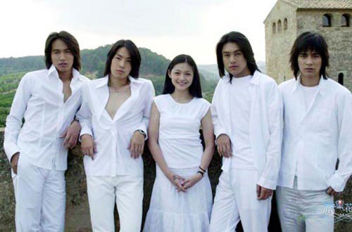 4. 꽃보다 남자-대만(2001,2002) 사실 하이틴로맨스 모음집이니까 써두는데 f4비주얼 계정주 집 앞 만두보다 못 하다고 감히 말씀드림. 일단 써둔다고...