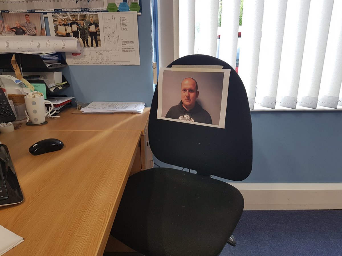papertech202's tweet photo. Feeling a little bit alone in the office today ( majority furloughed) so resorted to this to keep myself sane. #aloneatwork https://t.co/pQkuqw4yQr