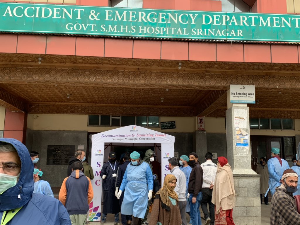 Office Of Mayor Of Srinagar On Twitter Third Smc Decontamination And Sanitizing Tunnel Installed And Has Started Operating At Smhs Hospital Srinagar Handed Over To Medical Superintendent Smhs In Presence Of Doctors