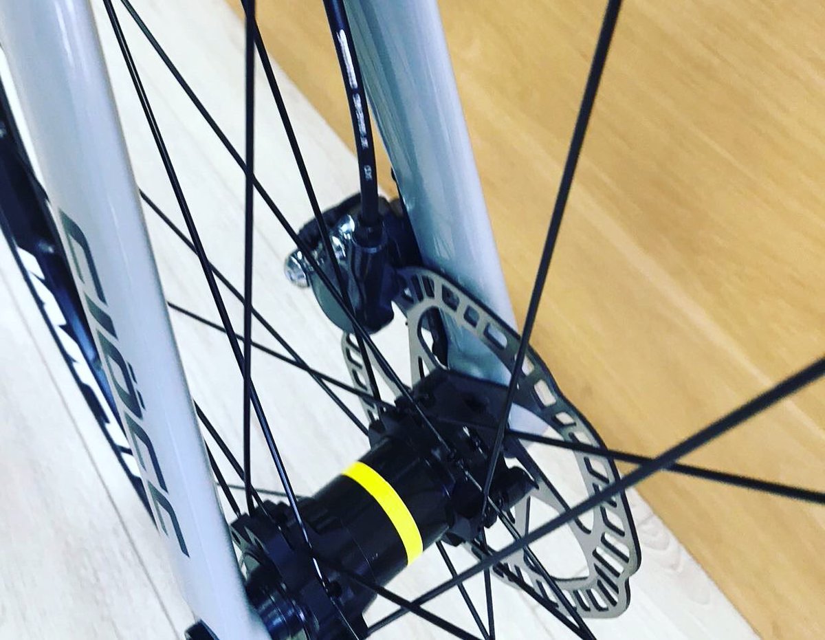 racescene_uk's tweet photo. We might be closed till the 14th April however we did manage to build this beauty before lockdown 🙌🏻 A Custom Ciocc Morpho on its way up to #Scotland painted to customer requirements &amp; built with a Shimano R8000 Ultegra Hydro groupset, Mavic Aksium wheelset &amp; Deda finishing kit🚴🏻‍♂️ https://t.co/K6qhim5IJp