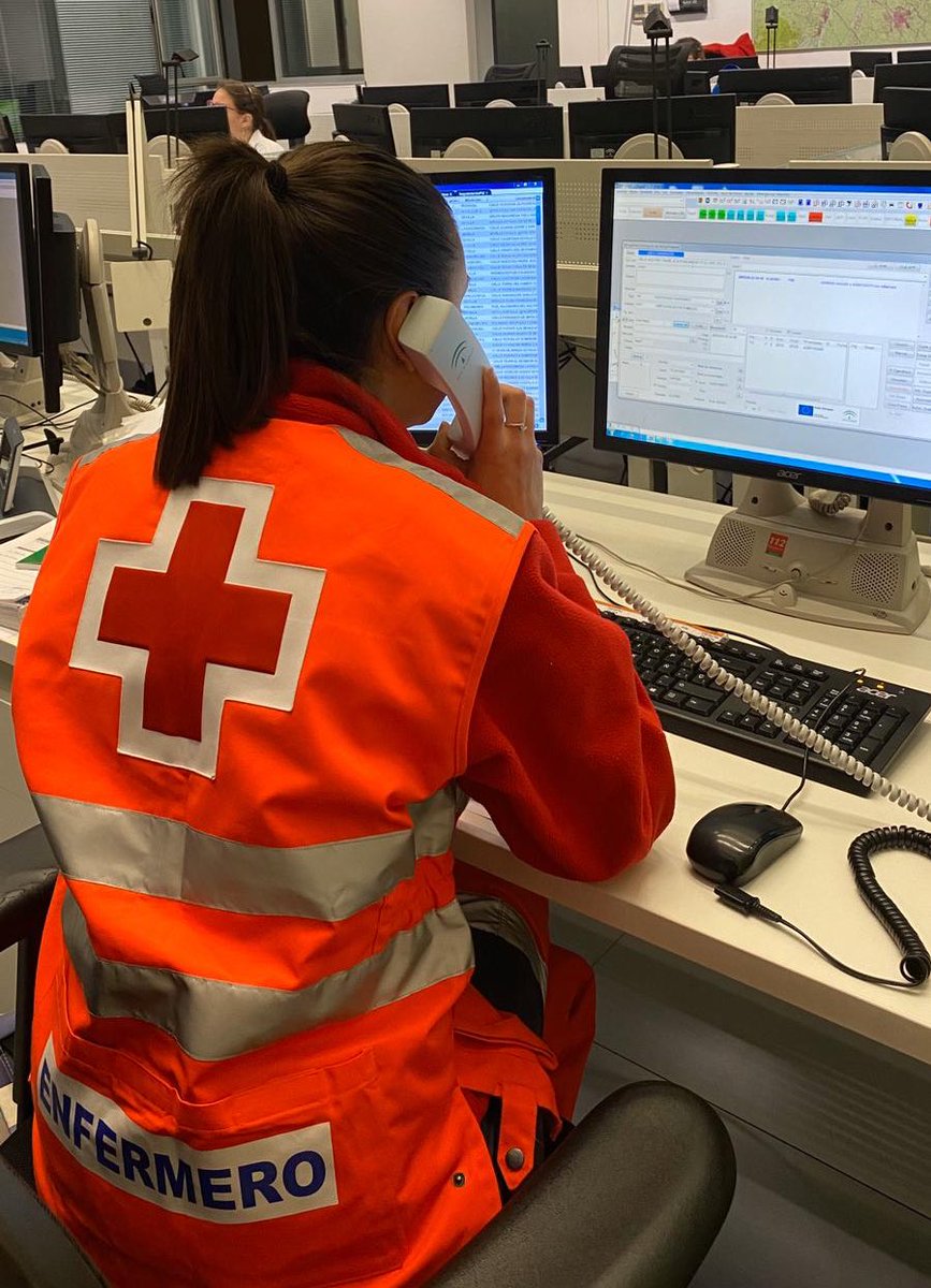 ifrc's tweet photo. It's #WorldHealthDay. Today, we join the 🌍 to pay tribute to the incredible work of nurses and midwives. Many of them today are at the frontline of the #COVID19 pandemic response. THANK YOU https://t.co/oxmXoUfqOp