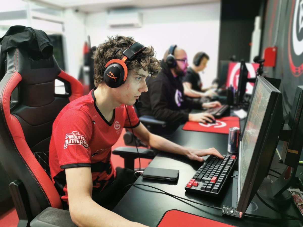 Galions_'s tweet photo. La grande finale des #ApexLegends Global Series débute pour nos joueurs ! 💥

🔴 https://t.co/StwCmR9eXZ https://t.co/6fCtwZXqE0