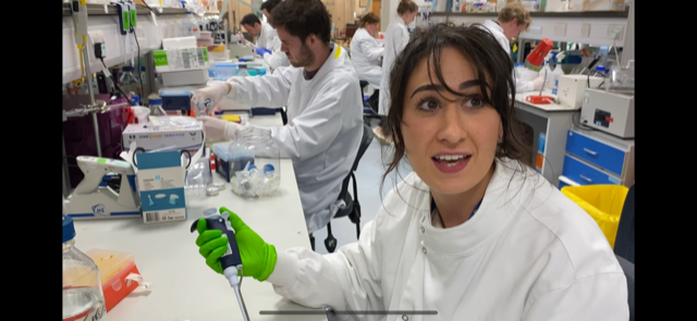RunningMadProf's tweet photo. On @BBCTheOneShow Tonight 7pm, a short film showing research of @livuninews, @LSTMnews & @LivHospitals on developing & testing diagnostics for coronavirus
If you feel like donating to support us, visit
โก๏ธhttps://t.co/nVChNiYpwd
with @MissAlexjones, @AlexScott, @XandTV https://t.co/4Dj1yv0NGZ