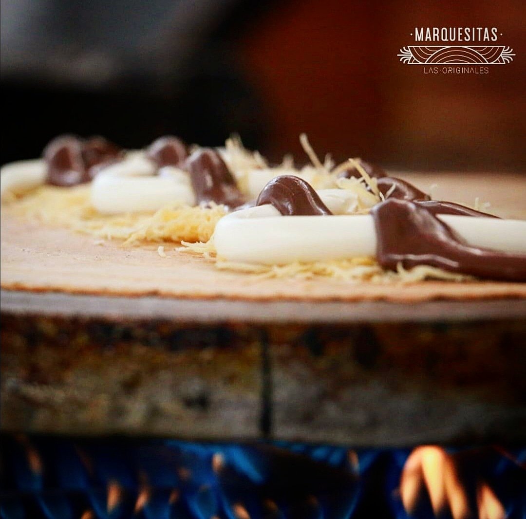 mlasoriginales's tweet photo. Aquí tenemos la fórmula perfecta para que cada quién disfrute su marquesita como más le guste.

Te la llevamos a tu casa
📞3321999578 
#QuedateEnCasa #ServicioaDomicilio #OriginalesSoloHayUnas
#ElPostreDelDeporte https://t.co/H8iUUr686d