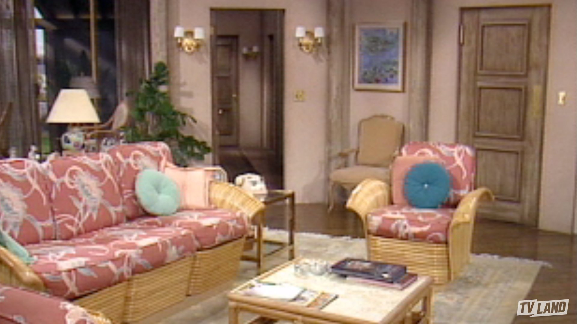 Tv Land On Twitter Bring The Goldengirls With You To Your Next Zoom Meeting How About The Kitchen See Our Replies For More