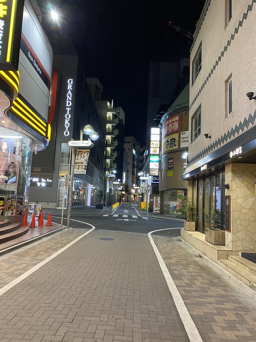 SpringfieldHaru's tweet photo. #SHIBUYAMELTDOWN https://t.co/2HaZhLhSn8