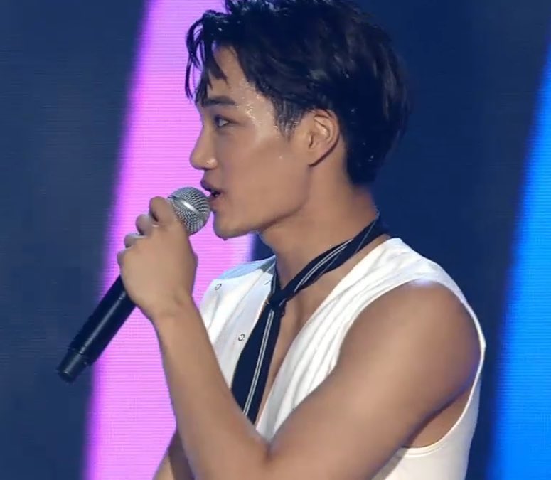 Unwhitewashed Jongin; a necessary thread