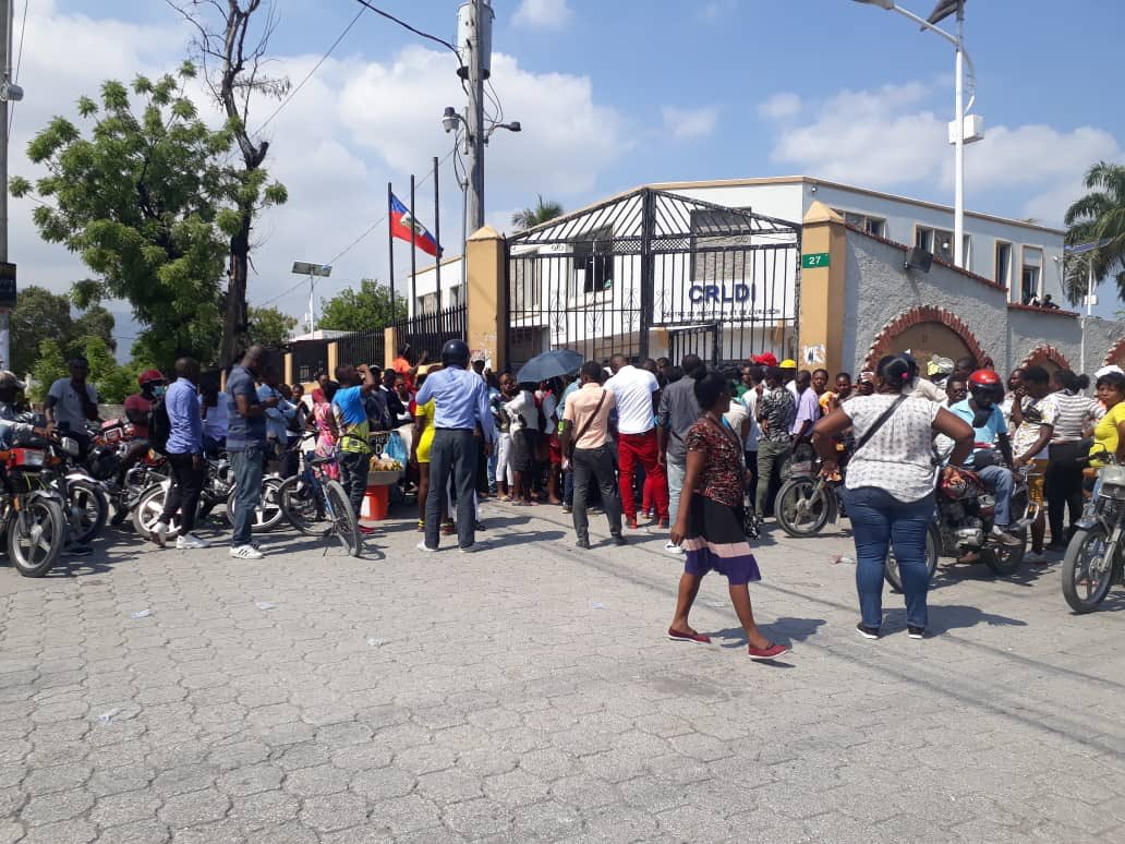 MCgraham10's tweet photo. @MsppOfficiel @JoutheJoseph Lundi 6 avril 2020.  Bureau de l’ONI à Delmas.  Protégeons nos frères et Sœurs https://t.co/AEVzNIRF9l