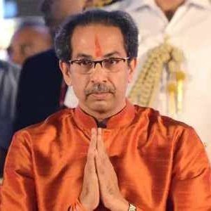 करोना वायरस को रोकने के लिये सराहनीय कार्य करने वाले सर्वोत्तम मुख्यमंत्री आप किसको मानते हो..??
आप सभी अपनी राय दीजिए 🙏👇
RT for.                           Like For
योगी आदित्यनाथ              उद्धव ठाकरे