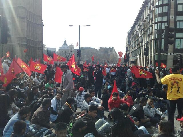 TamilGuardian's tweet photo. 11 years today - Thousands of British Tamils occupy Parliament Square

https://t.co/ebk4ScKk9A #tamil #eelam #lka #srilanka #britain #uk #london #protest https://t.co/21f4LFtQSy