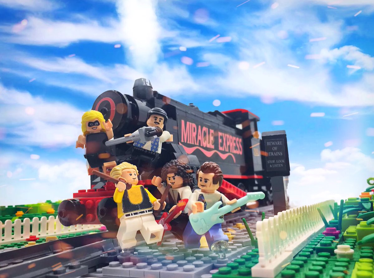 ExpressLego's tweet photo. @jack_p Check out the Lego Queen Miracle Express on Lego Ideas. Needs only around 700 more votes to potentially become a real life Queen Lego Set! https://t.co/rXv9JFn07X https://t.co/NOIJxT09oi