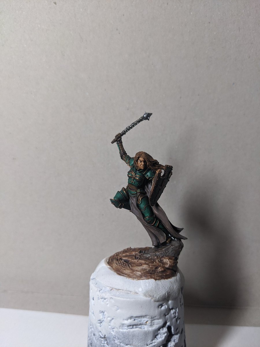 Mechfanatic's tweet photo. On Saturday I painted up a miniature for one of my players for. It's his first ever mini #dnd and wanted me to paint it up. I did miss a couple of spots on the trim, but he is happy with it.
#minipainting #DMwork https://t.co/gp1OUZiMiO