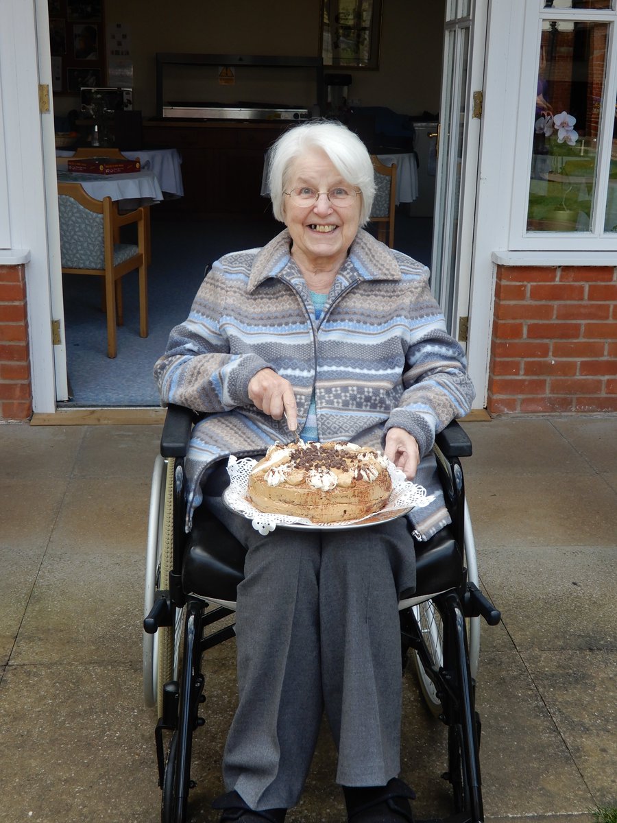 BirtleyHome's tweet photo. Happy 90th Birthday to a special lady, whilst we have to social distance, we still enjoyed singing to you spaced out in the courtyard, and enjoyed your cake with you, along with your fellow Residents✨#90thbirthday #nursinghome #StayHome #StayHomeSaveLives https://t.co/2f77NOibuG