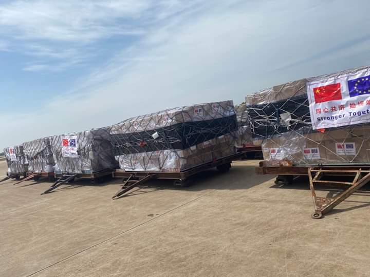MSerkanErdem's tweet photo. Second charter flight handled by Rif Line and operated by Alitalia took off from Shanghai PVG airport headed to Rome Fiumicino carrying a load of masks and medical devices addressed to the Italian Civil Protection!
 #andràtuttobene #rifline #increasingmovement #nevergiveup https://t.co/GPzvk4Kyie