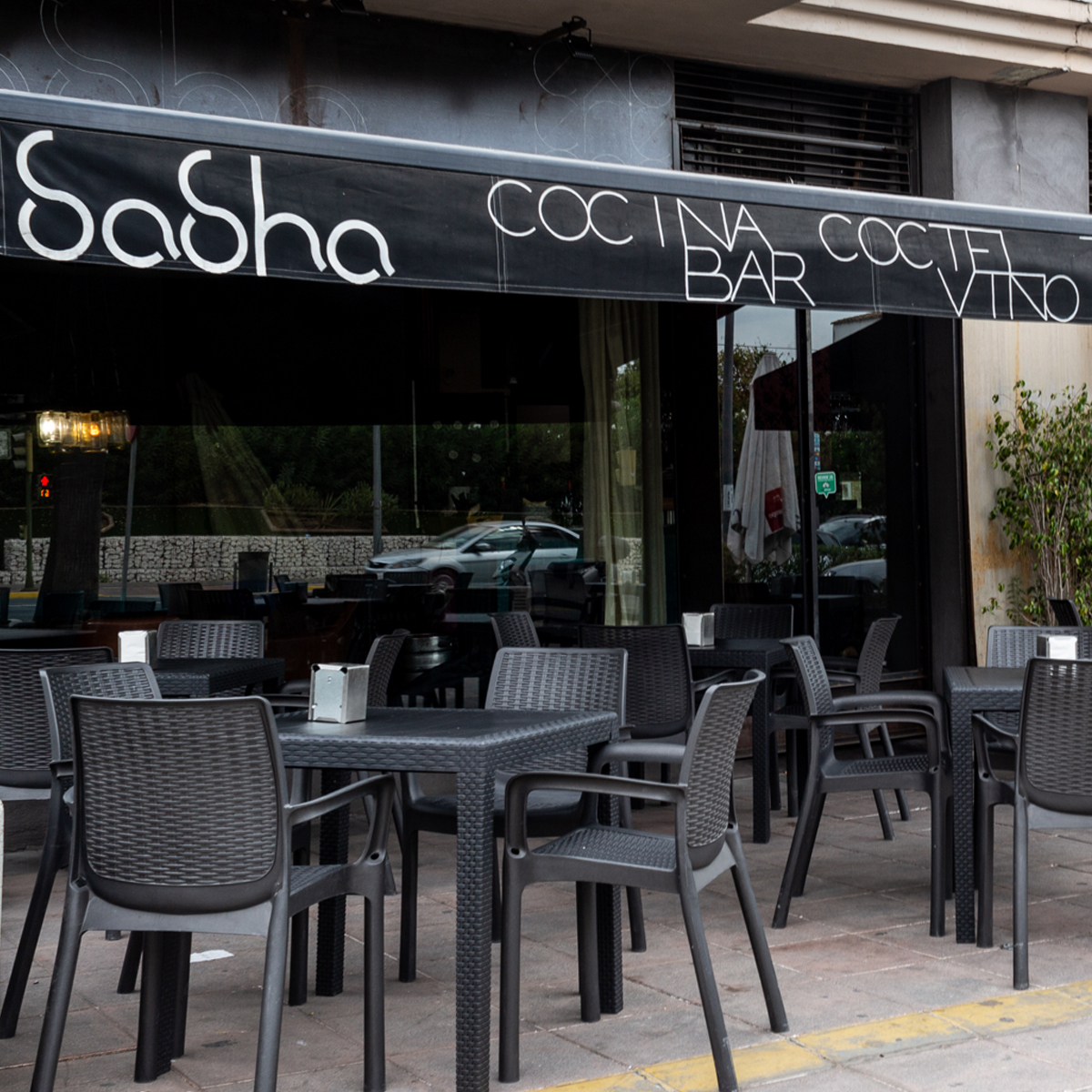 Con el día del amor más cerca que nunca, desde #SashaRestaurante queremos confesarnos enamorados de la vida, de la gastronomía y de nuestros clientes. Gracias una y mil veces por escogernos.
Bienvenid@ a casa, bienvenid@ a Sasha😊
📷Emilio Simón by <a href="/elioestudio/">Elio Estudio</a>