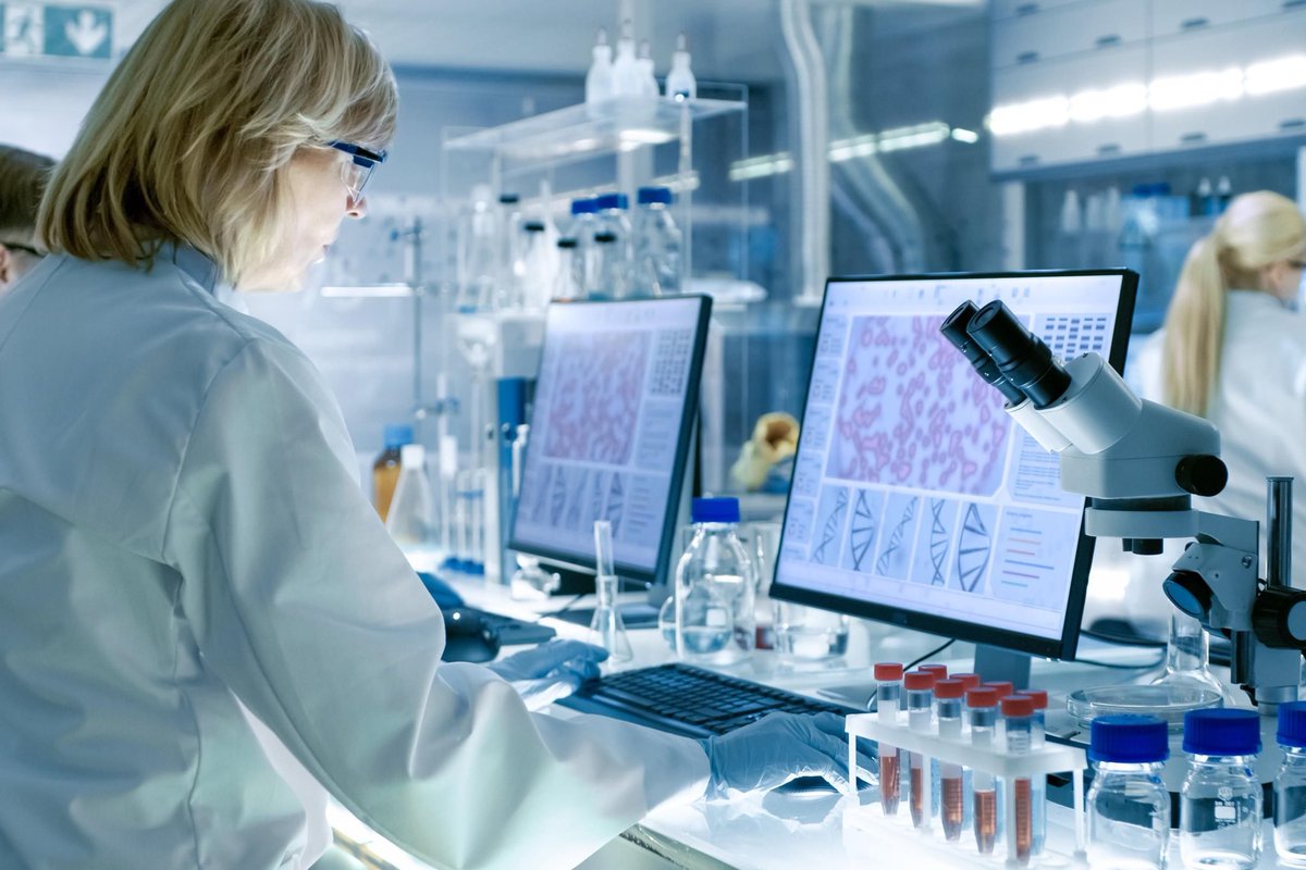 Teknosciences's tweet photo. Le plasma des personnes guéries pourrait peut-être sauver les patients atteints du Covid-19. L'Etablissement français du sang (EFS) lance une étude qui devrait rapidement montrer des résultats.
https://t.co/blPpG7348K https://t.co/Bgk8igaPhu