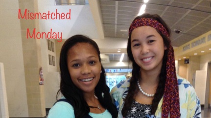 AtBulldogNation's tweet photo. It's Mismatched Monday!  Post a selfie in your mismatched outfit! #BulldogNation #VirtualSpiritWeek #WeAreAllInThisTogether https://t.co/blzfNDfIiN