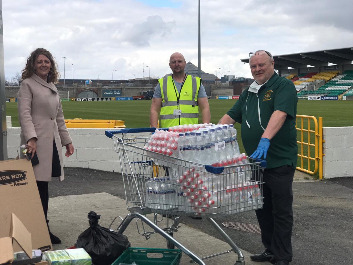 HBSEstatesMSD's tweet photo. MSD dropping off essential supplies to the testing centres and One of our many amazing Volunteers - Martin who is an Army Veteran. @johnBro79050558 @jimcurran7 @HSELive @HBSEstatesCOH https://t.co/u2HohOZQCZ