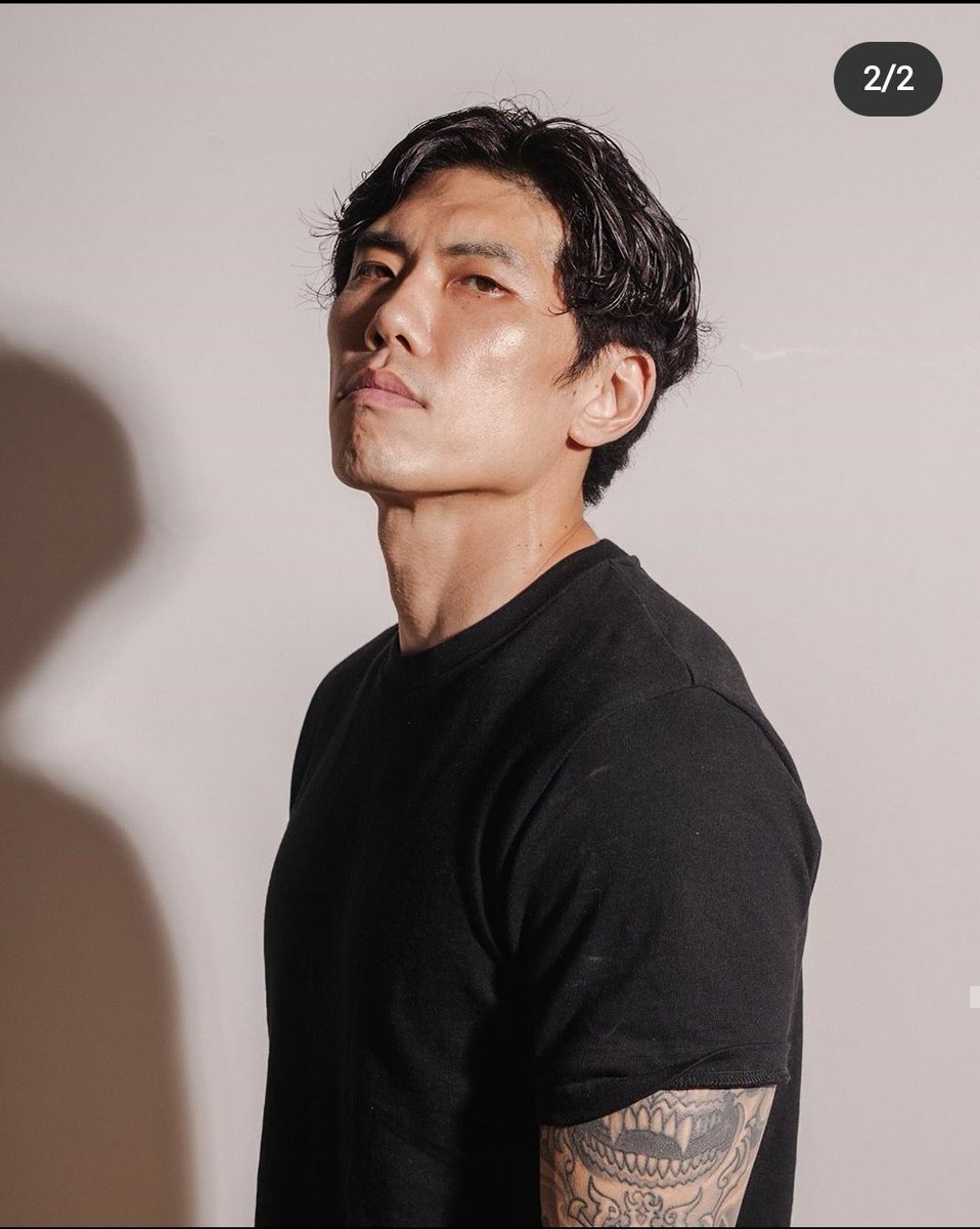 TheBetaWolf's tweet photo. DADDY WOO 😍😍😍
my new future ex husband y'all i s2g he is the finest human man I've ever laid eyes on.
#monsterwoo https://t.co/uEgC71CtAO