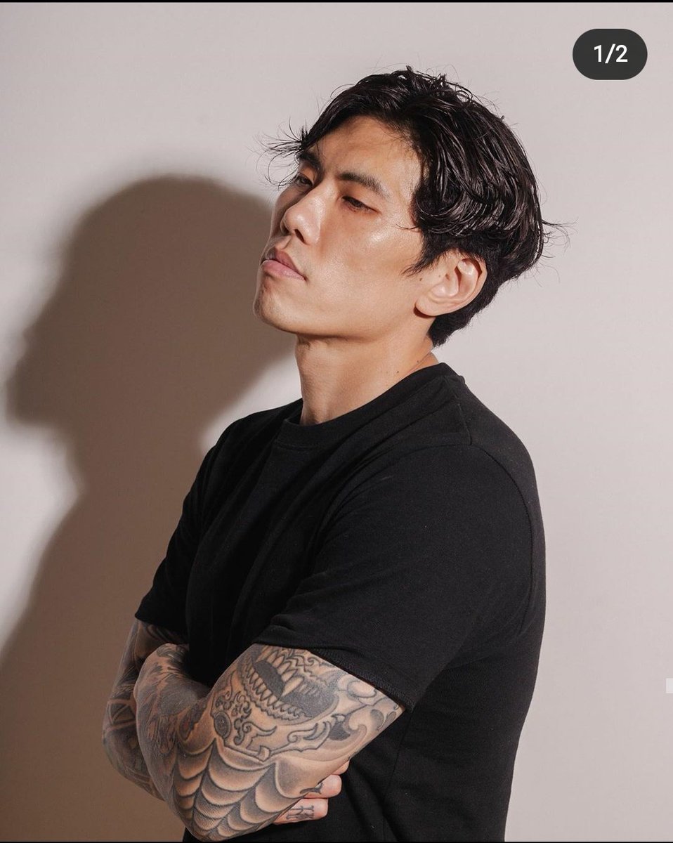 TheBetaWolf's tweet photo. DADDY WOO 😍😍😍
my new future ex husband y'all i s2g he is the finest human man I've ever laid eyes on.
#monsterwoo https://t.co/uEgC71CtAO